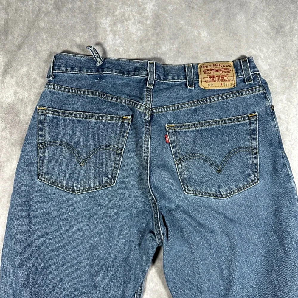 Levis 550 Relaxed Fit Tapered Leg Jeans Mens 38x34 Blue Medium Wash Denim Work